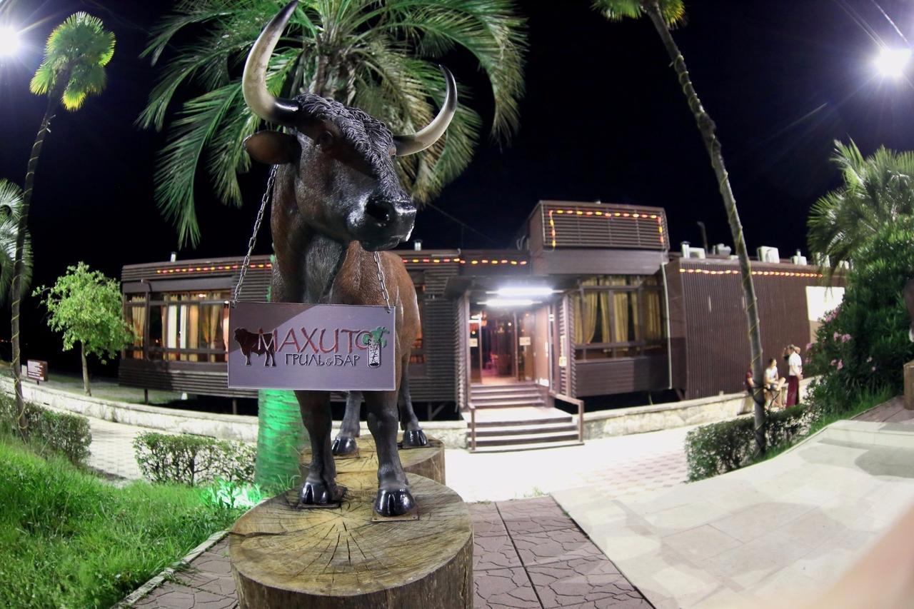 Hotel Continent Gagra Exteriér fotografie